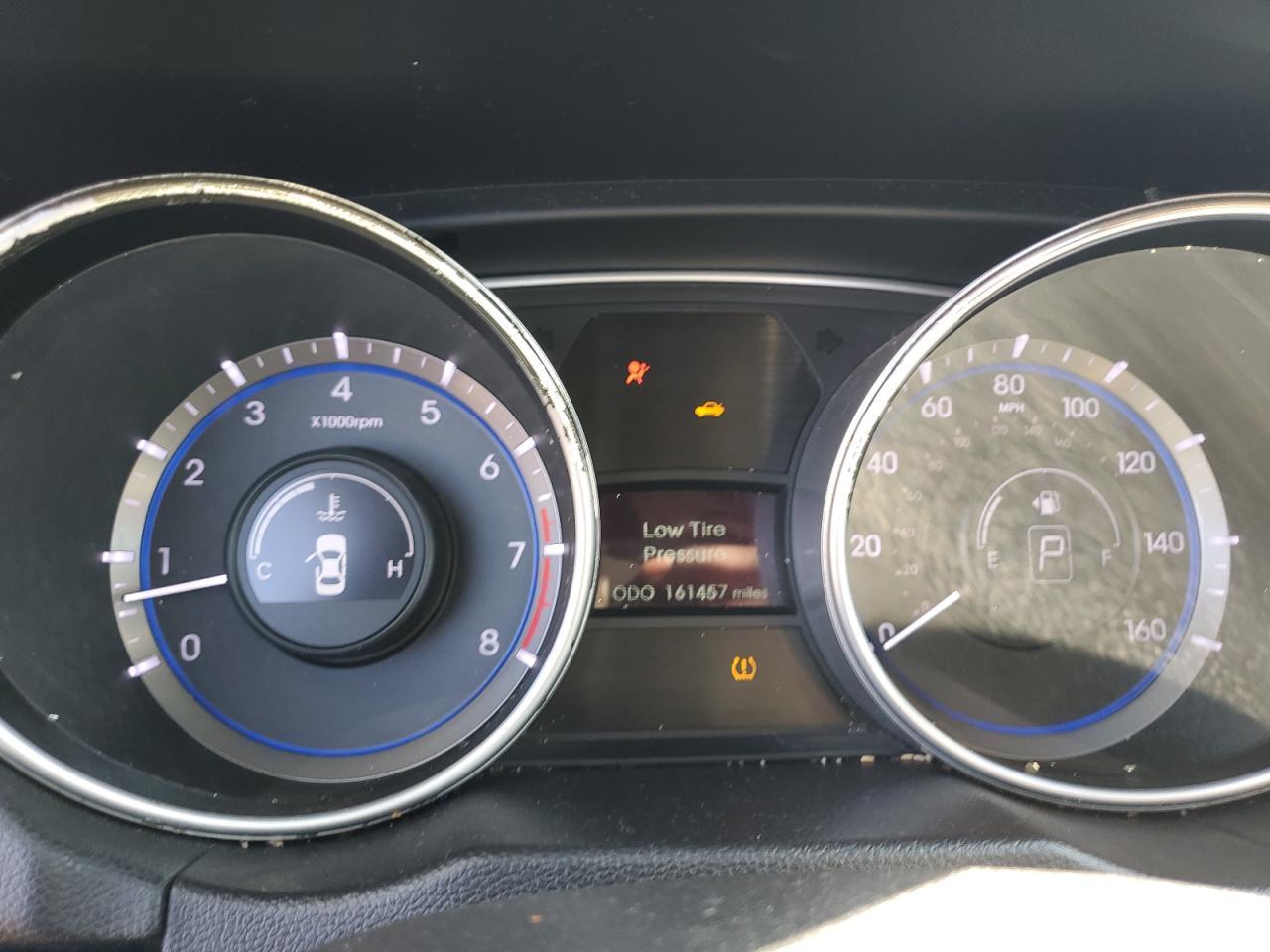 2011 HYUNDAI SONATA