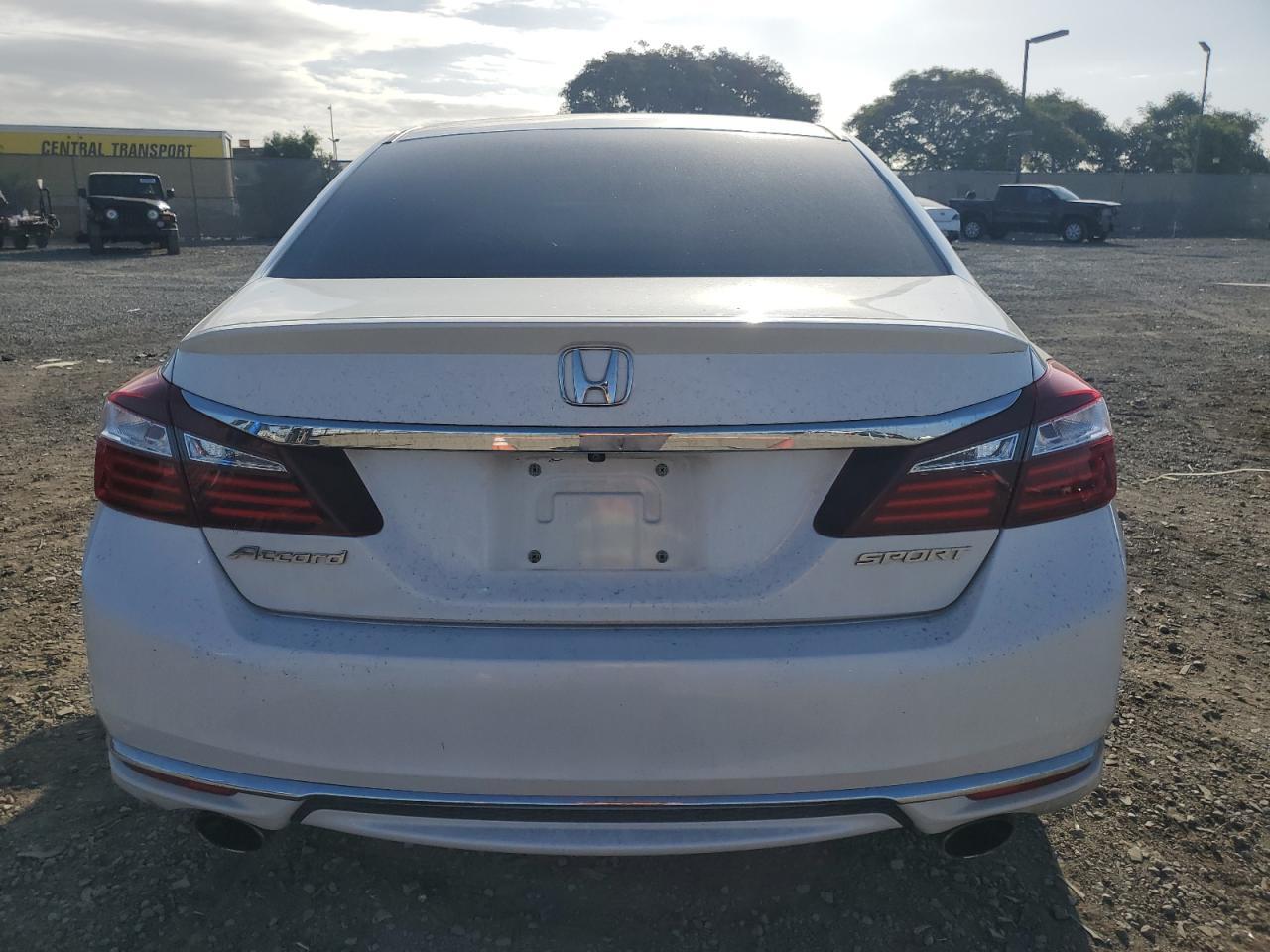 2016 HONDA ACCORD