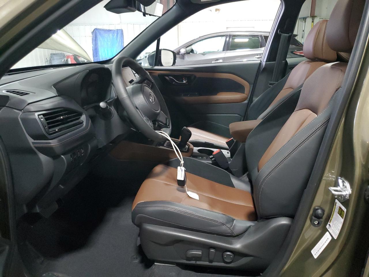 2025 SUBARU FORESTER