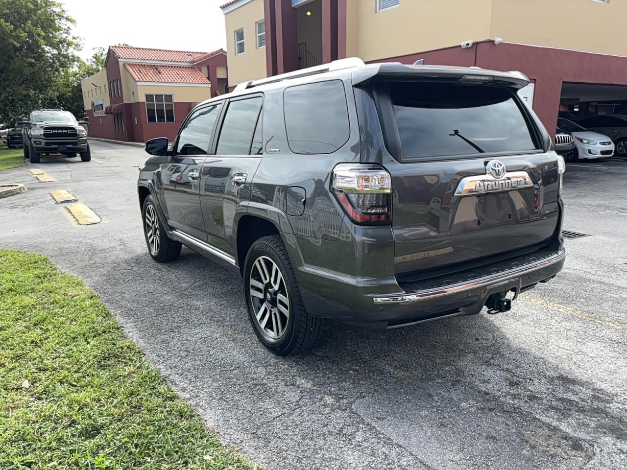 2022 TOYOTA 4Runner