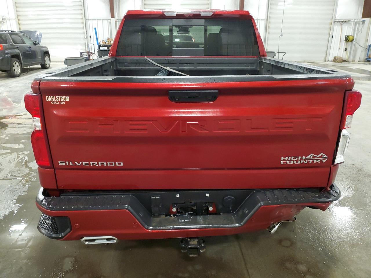 2025 CHEVROLET Silverado