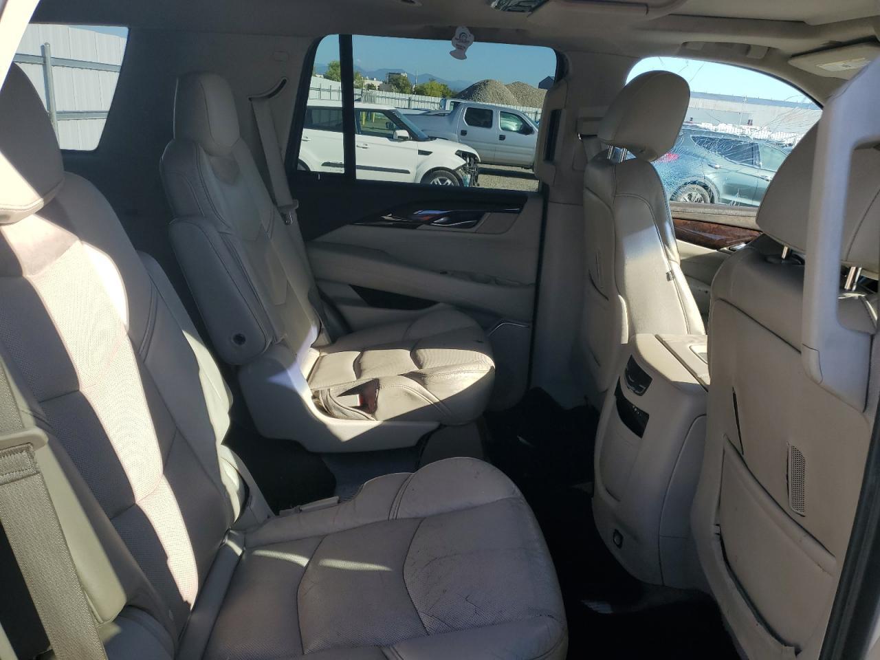 2015 CADILLAC ESCALADE