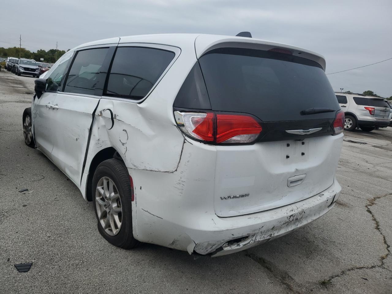 2024 CHRYSLER Voyager