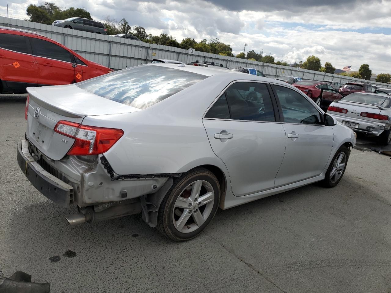 2013 TOYOTA CAMRY