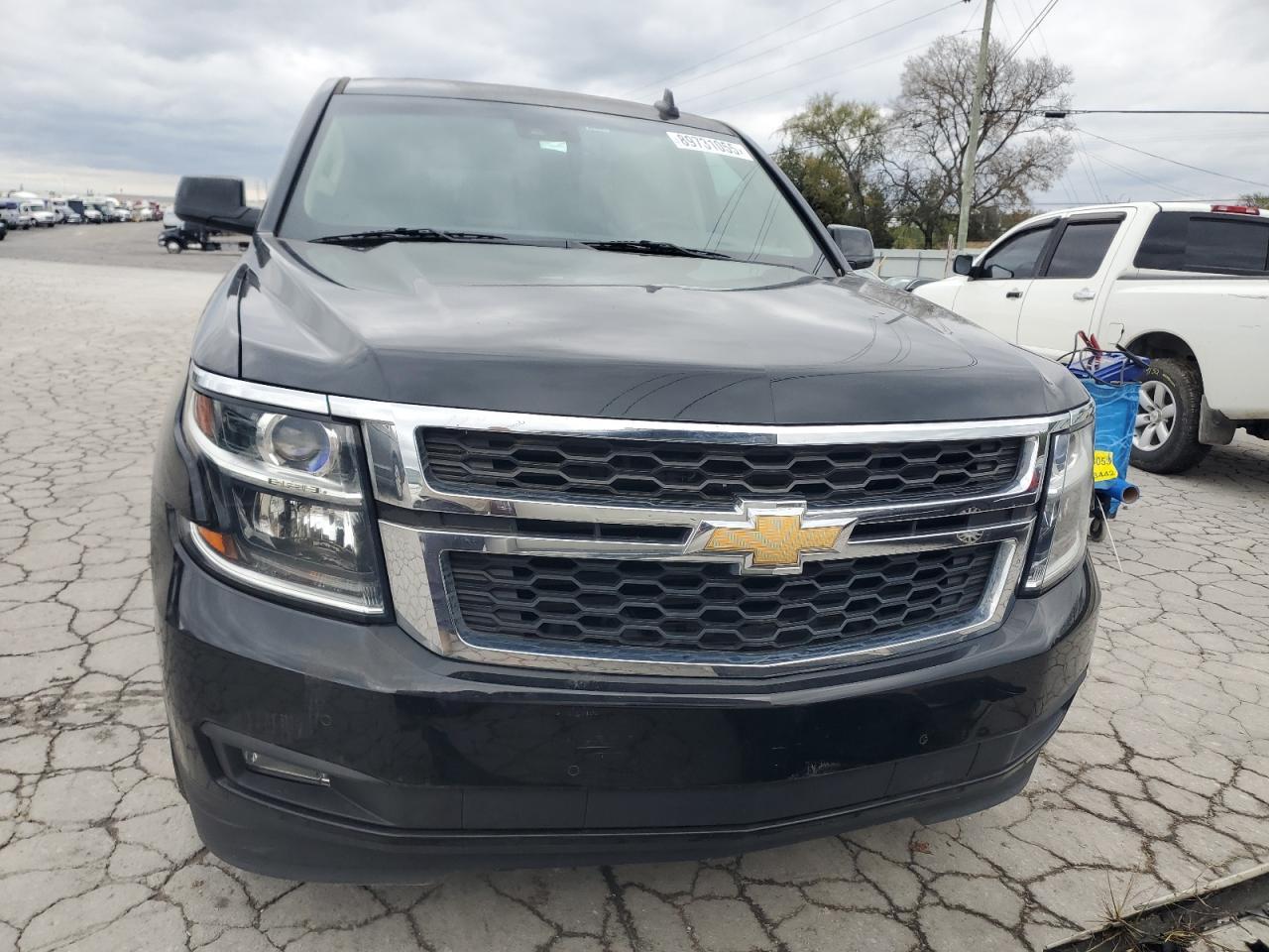 2017 CHEVROLET Tahoe