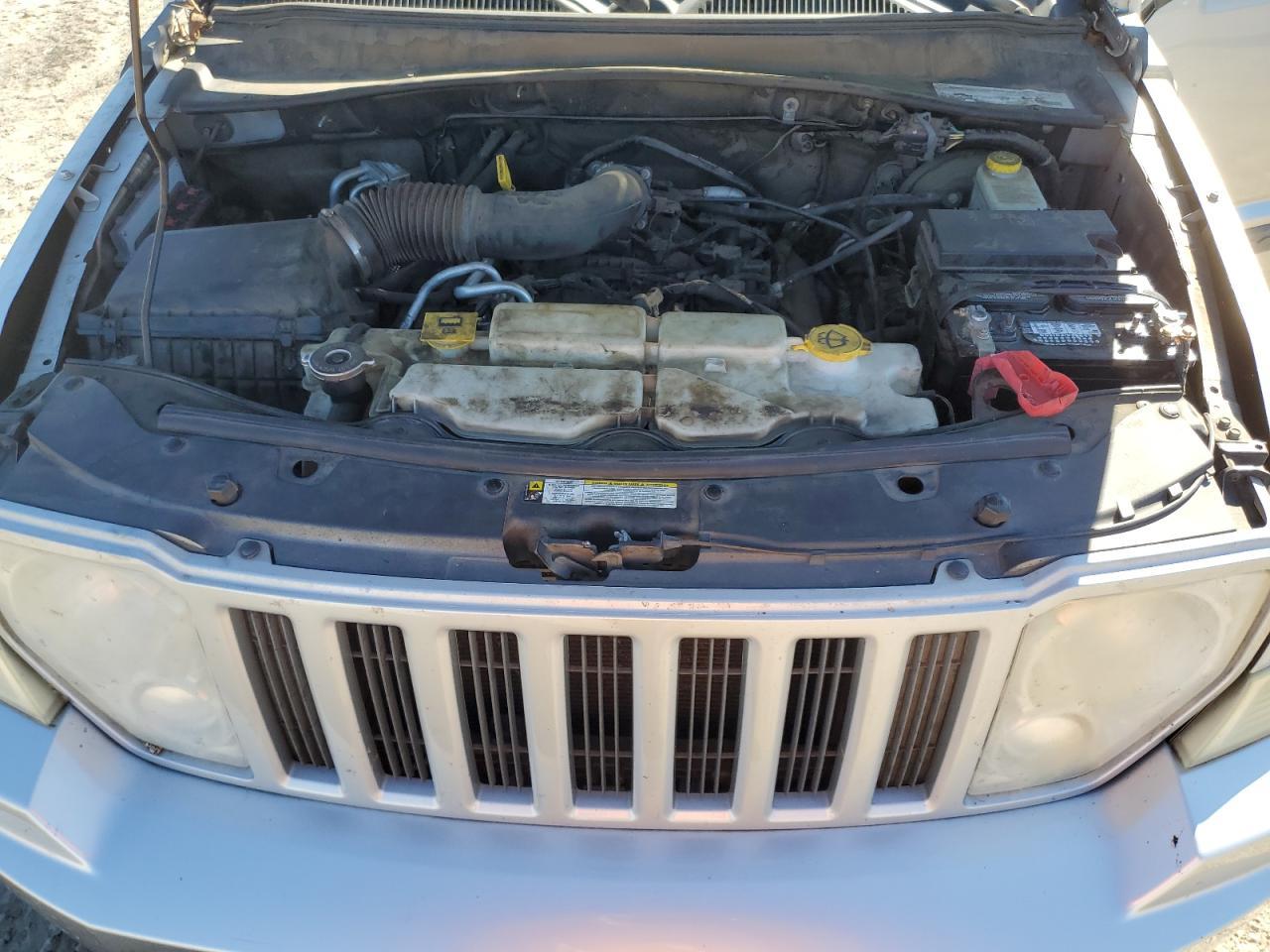 2012 JEEP Liberty