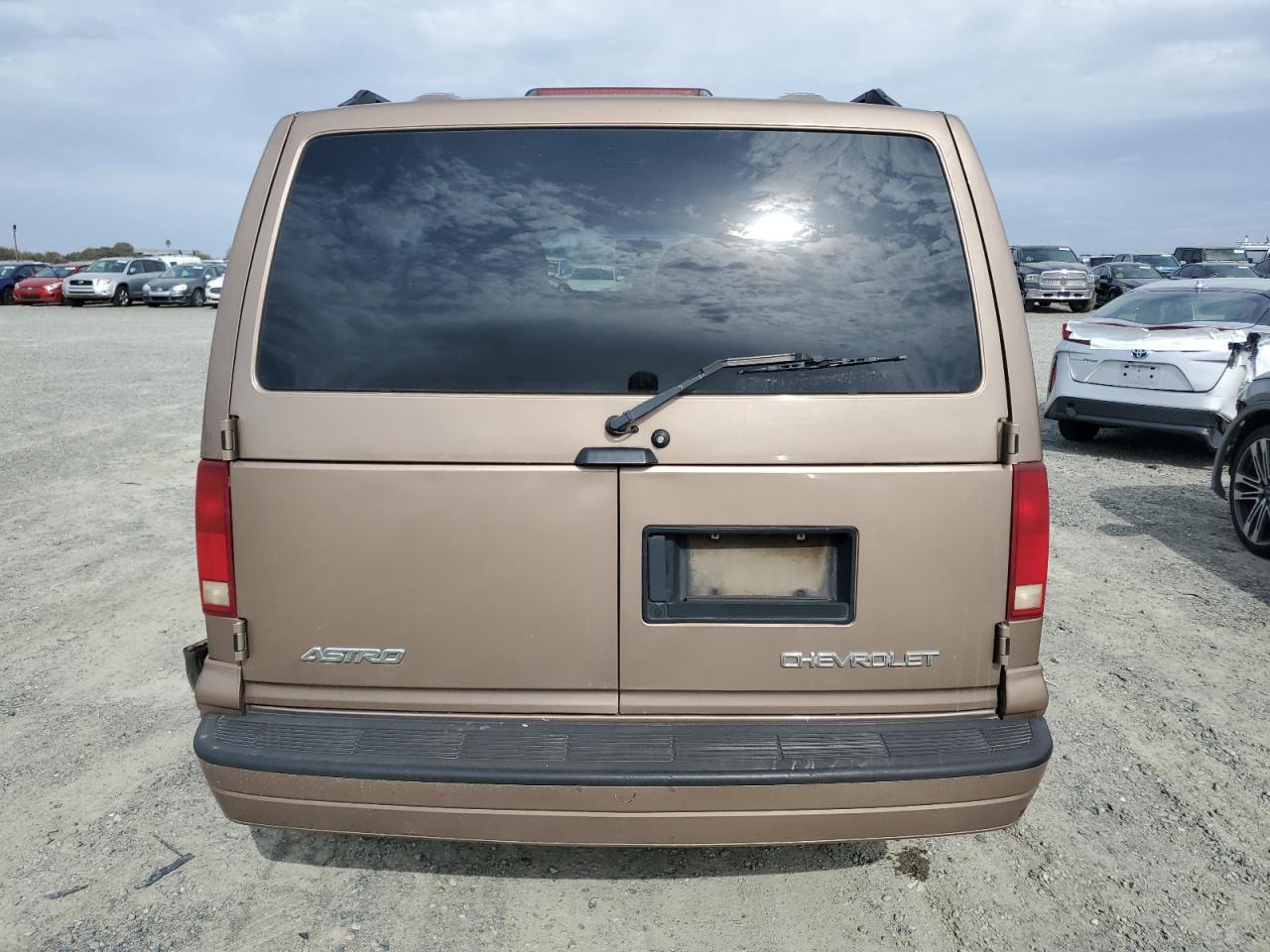 2004 CHEVROLET Astro