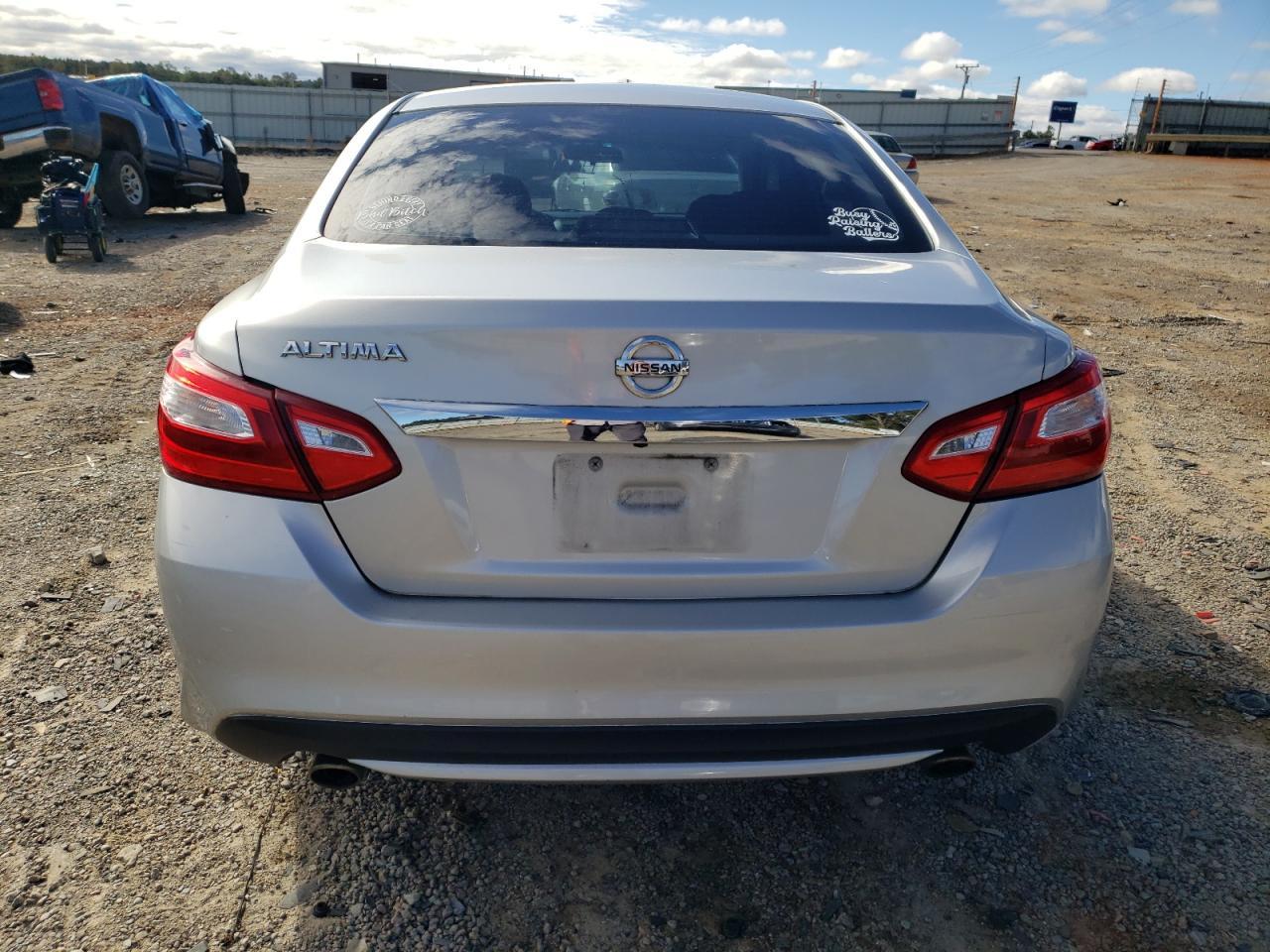2017 NISSAN ALTIMA