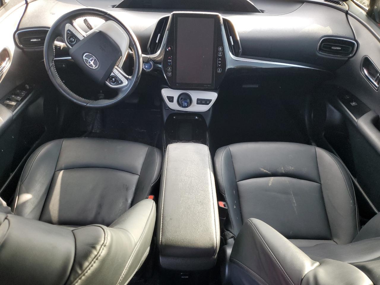 2018 TOYOTA Prius Prime
