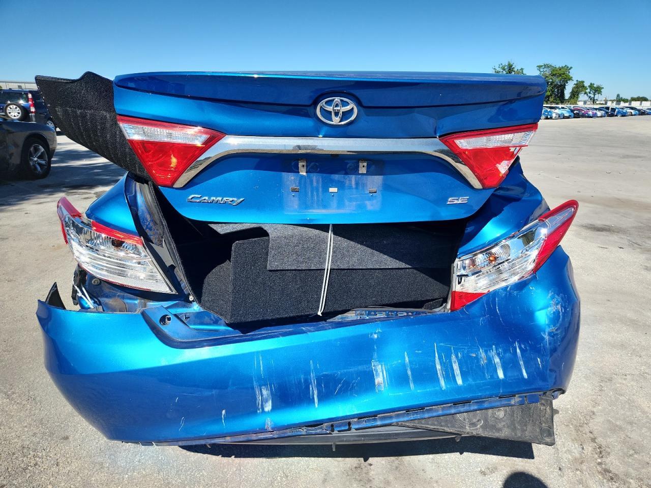 2017 TOYOTA CAMRY