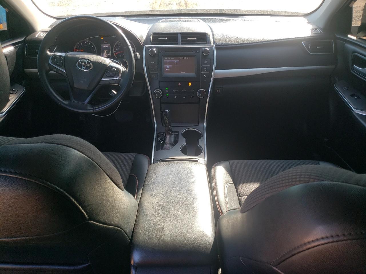 2016 TOYOTA CAMRY