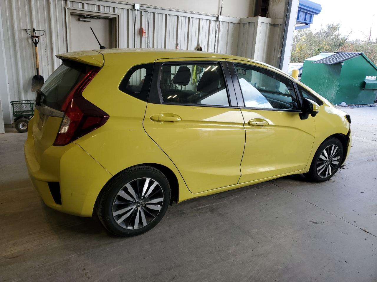 2016 HONDA FIT
