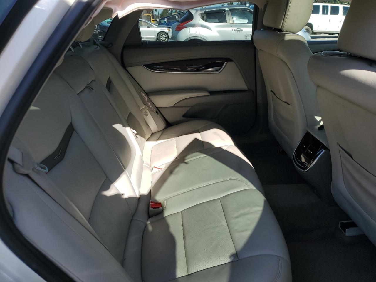 2013 CADILLAC XTS