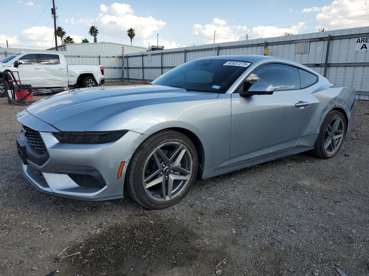2025 FORD MUSTANG