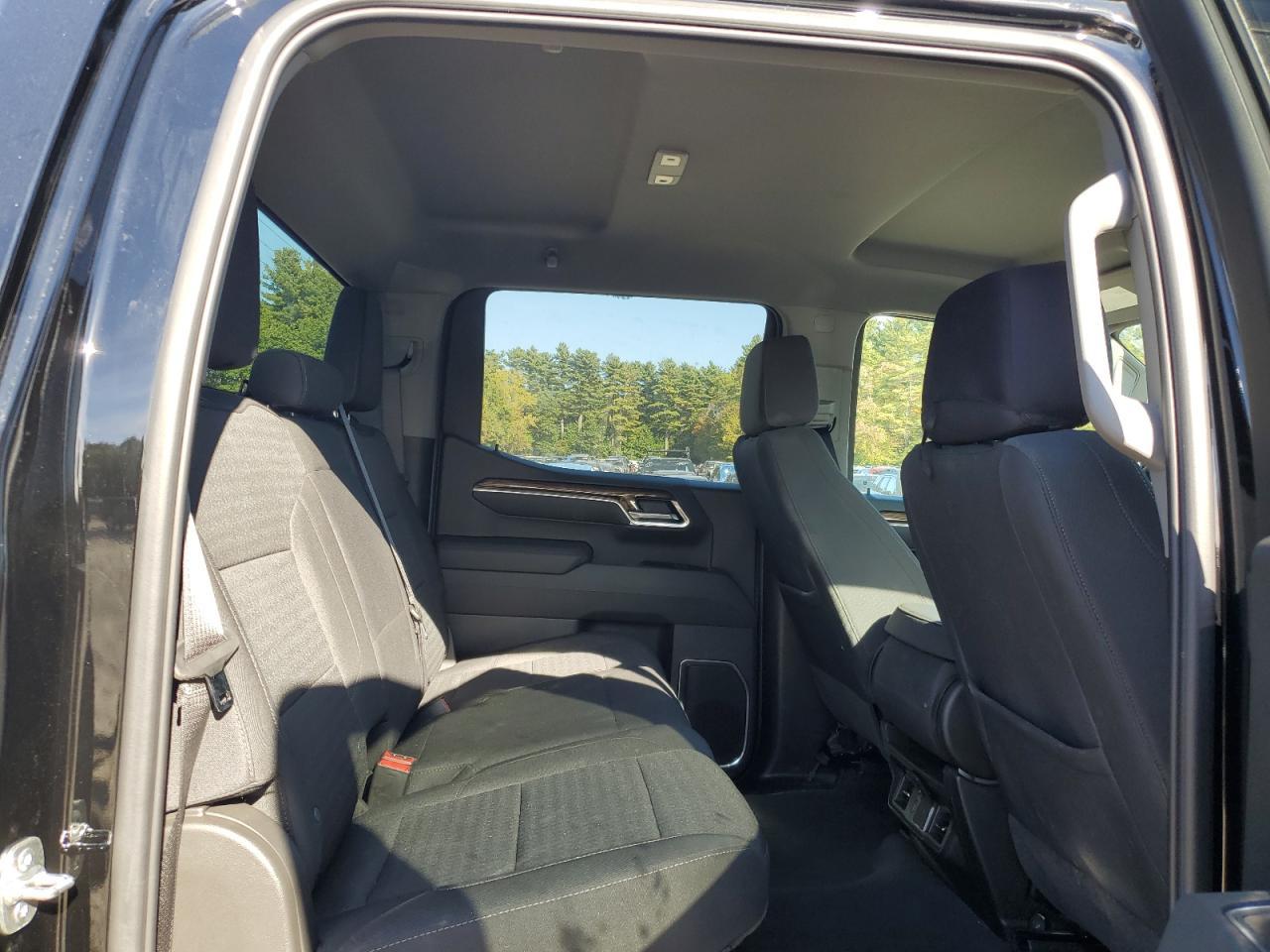 2025 CHEVROLET Silverado