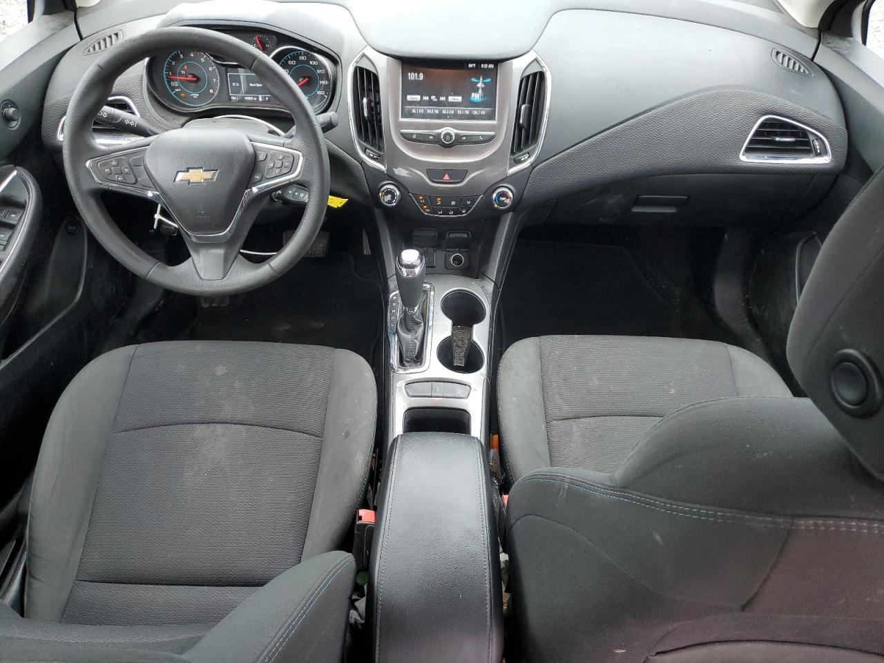 2017 CHEVROLET CRUZE