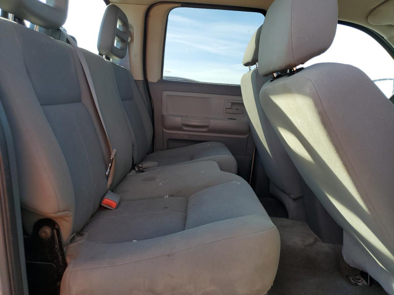 2006 DODGE Dakota