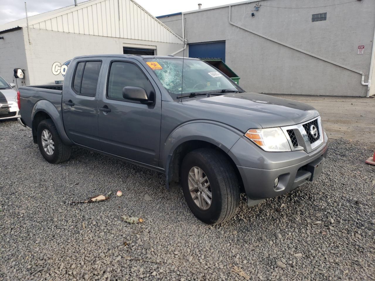 2017 NISSAN Frontier