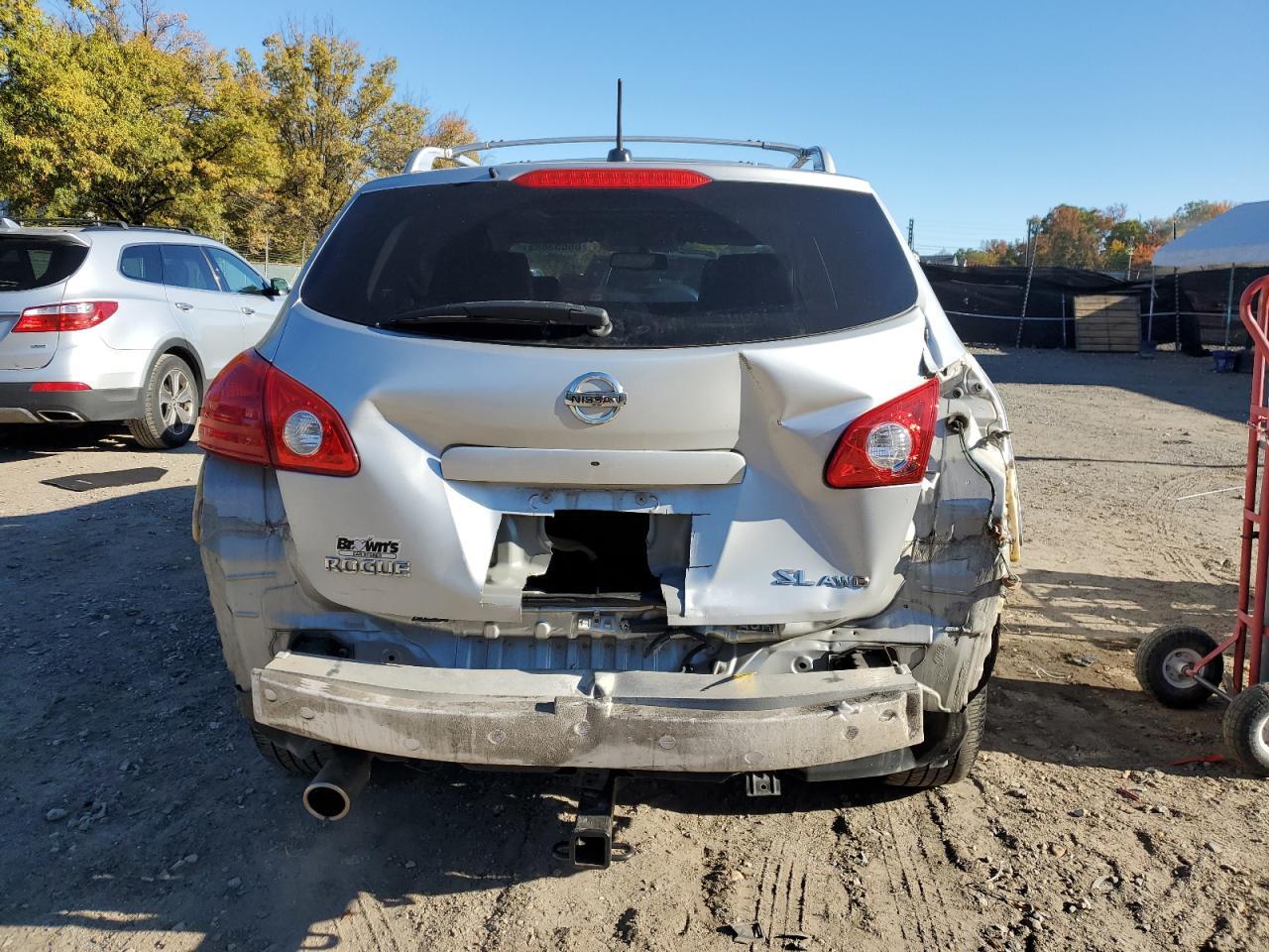 2010 NISSAN ROGUE