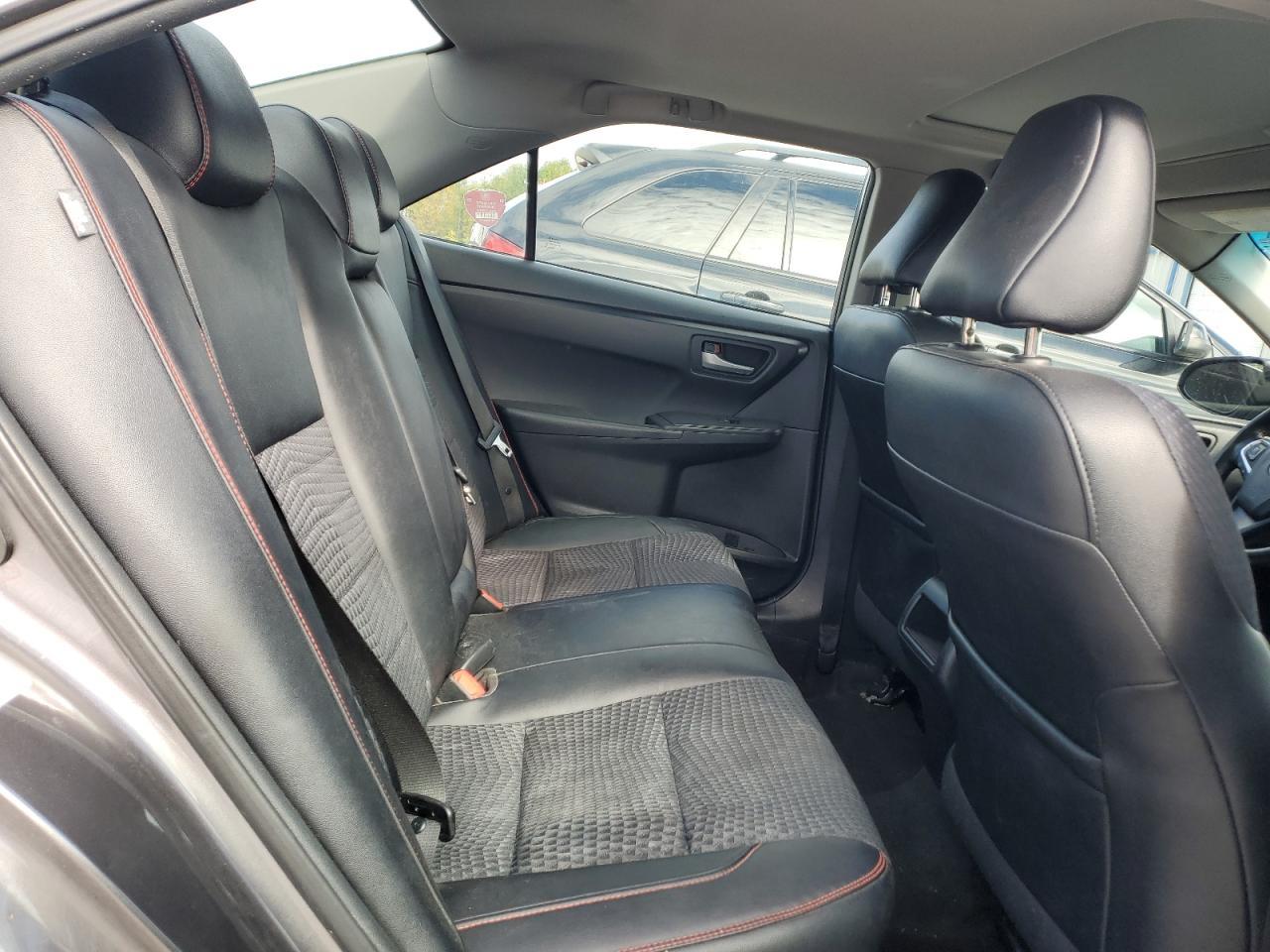 2015 TOYOTA CAMRY