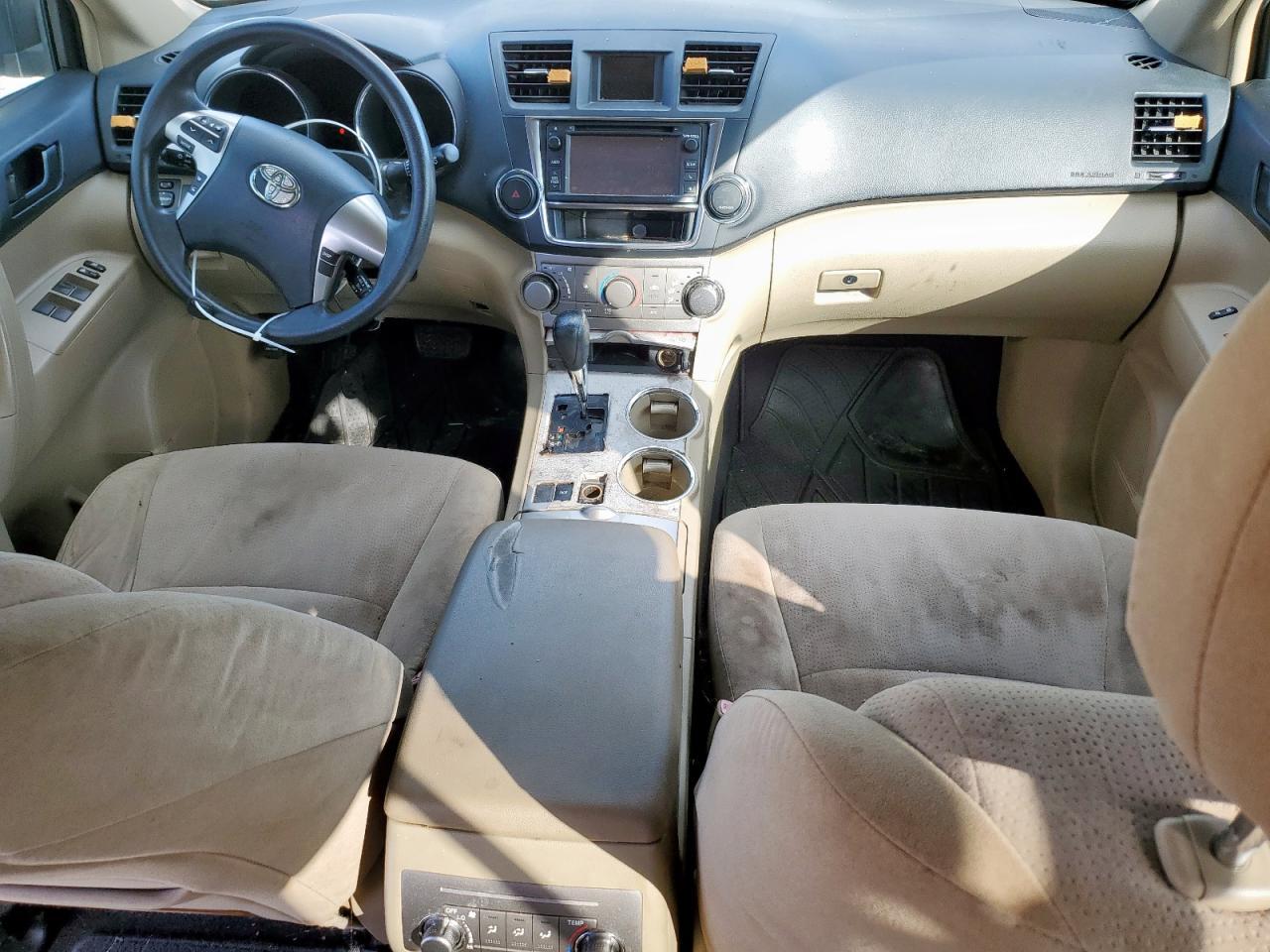 2013 TOYOTA HIGHLANDER