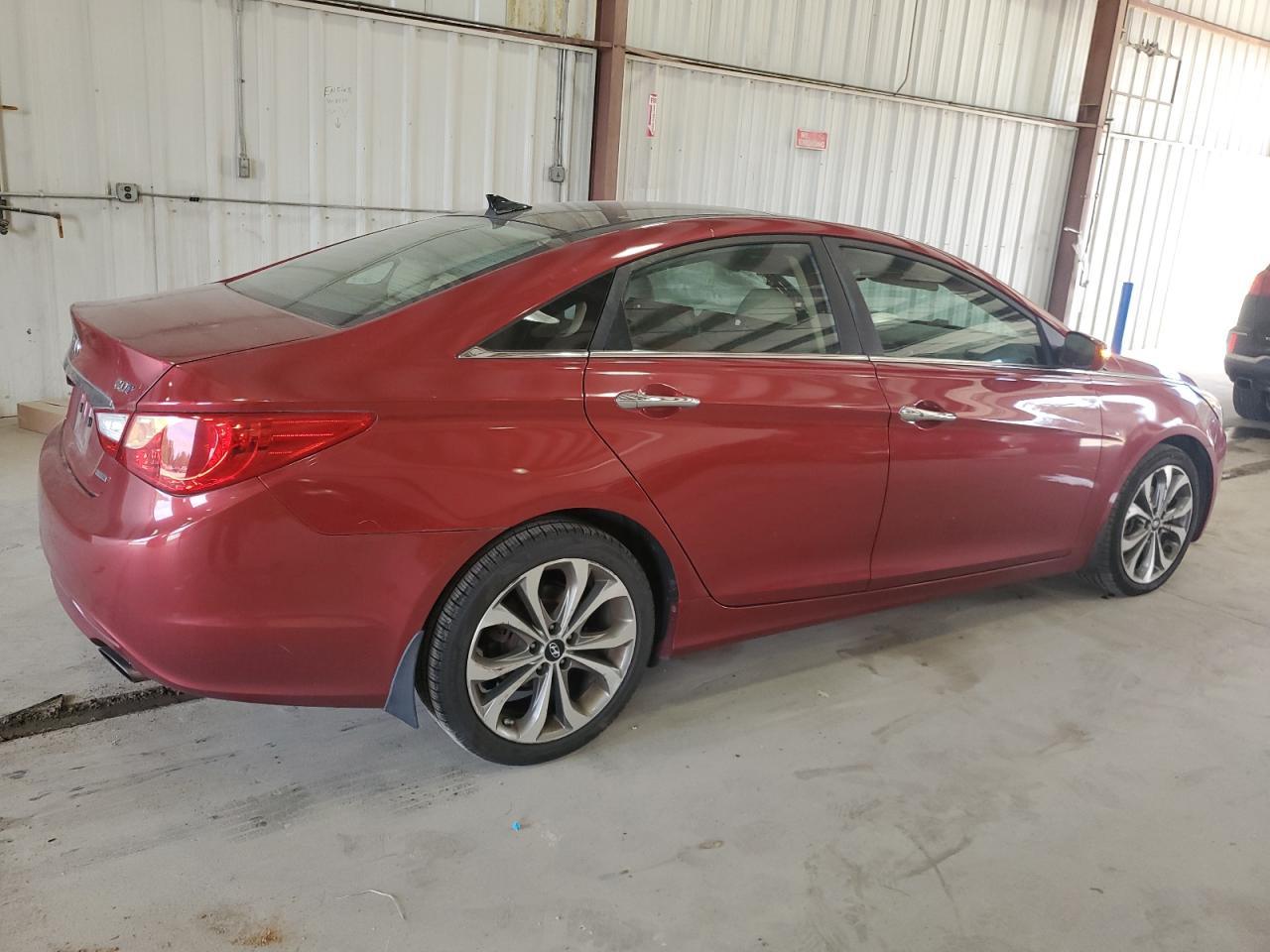 2013 HYUNDAI SONATA