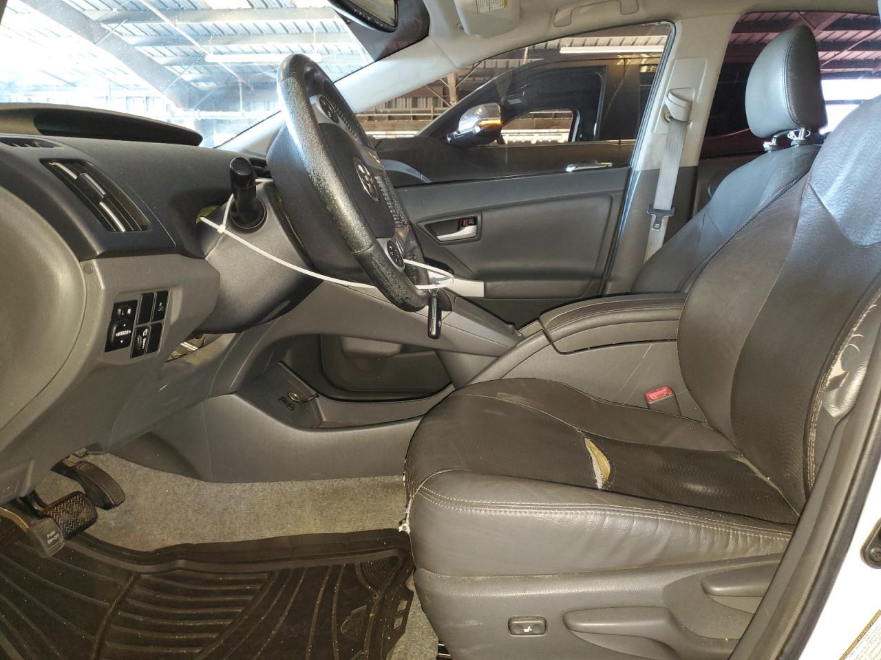 2011 TOYOTA PRIUS
