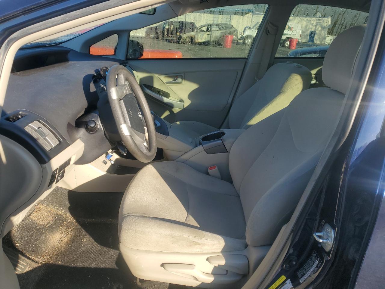 2015 TOYOTA PRIUS