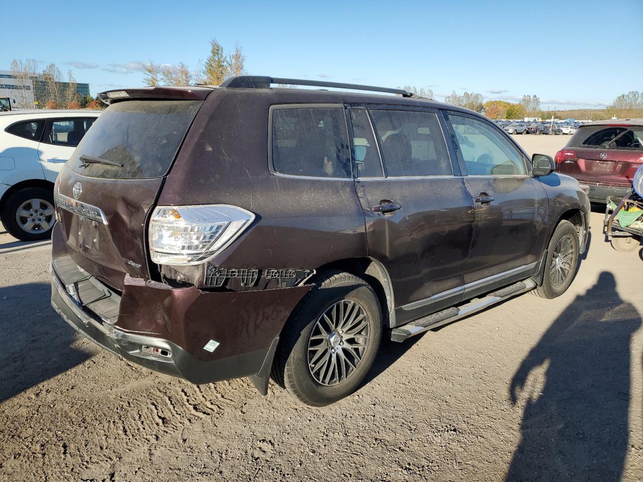 2011 TOYOTA HIGHLANDER