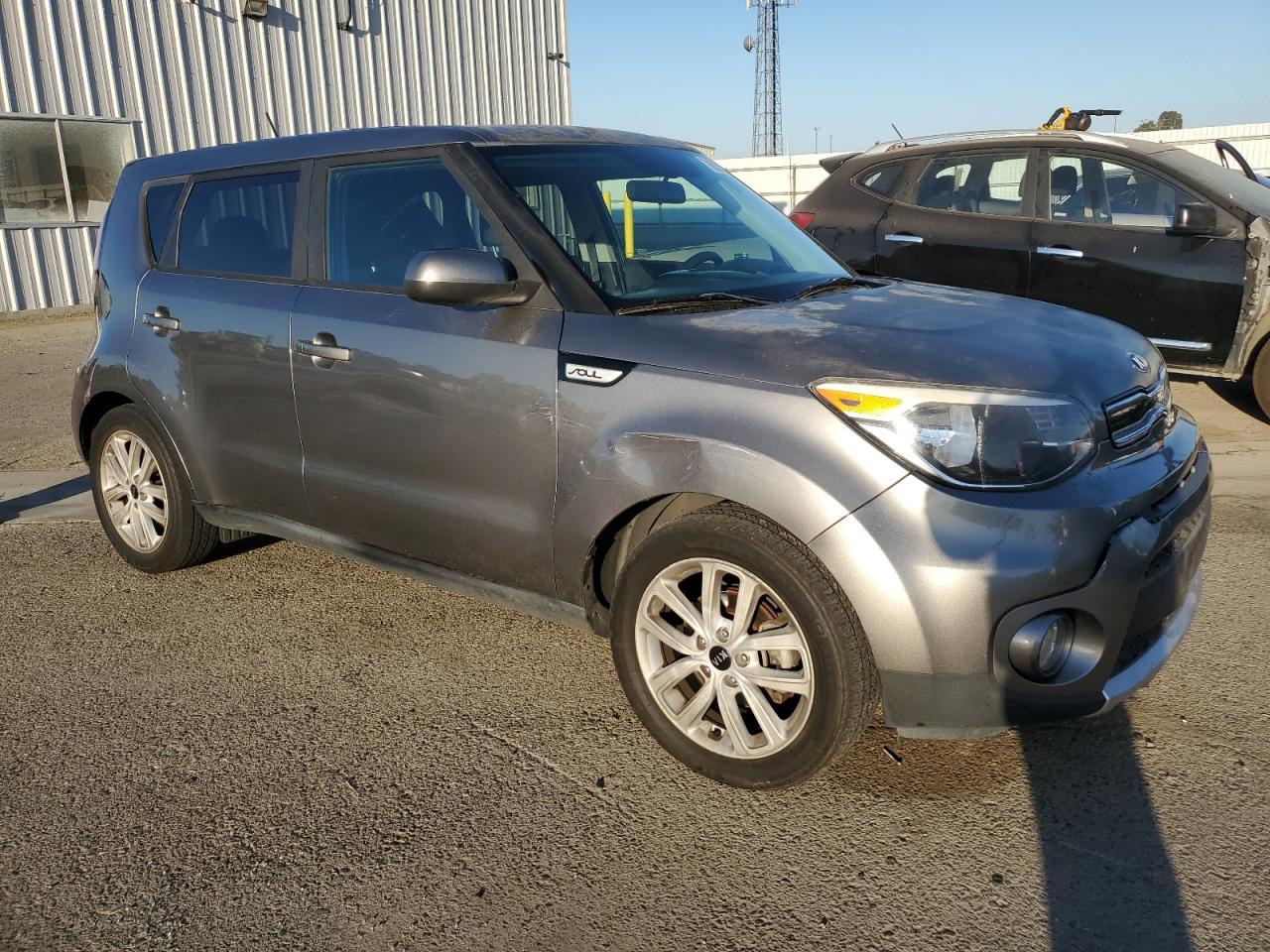 2017 KIA SOUL