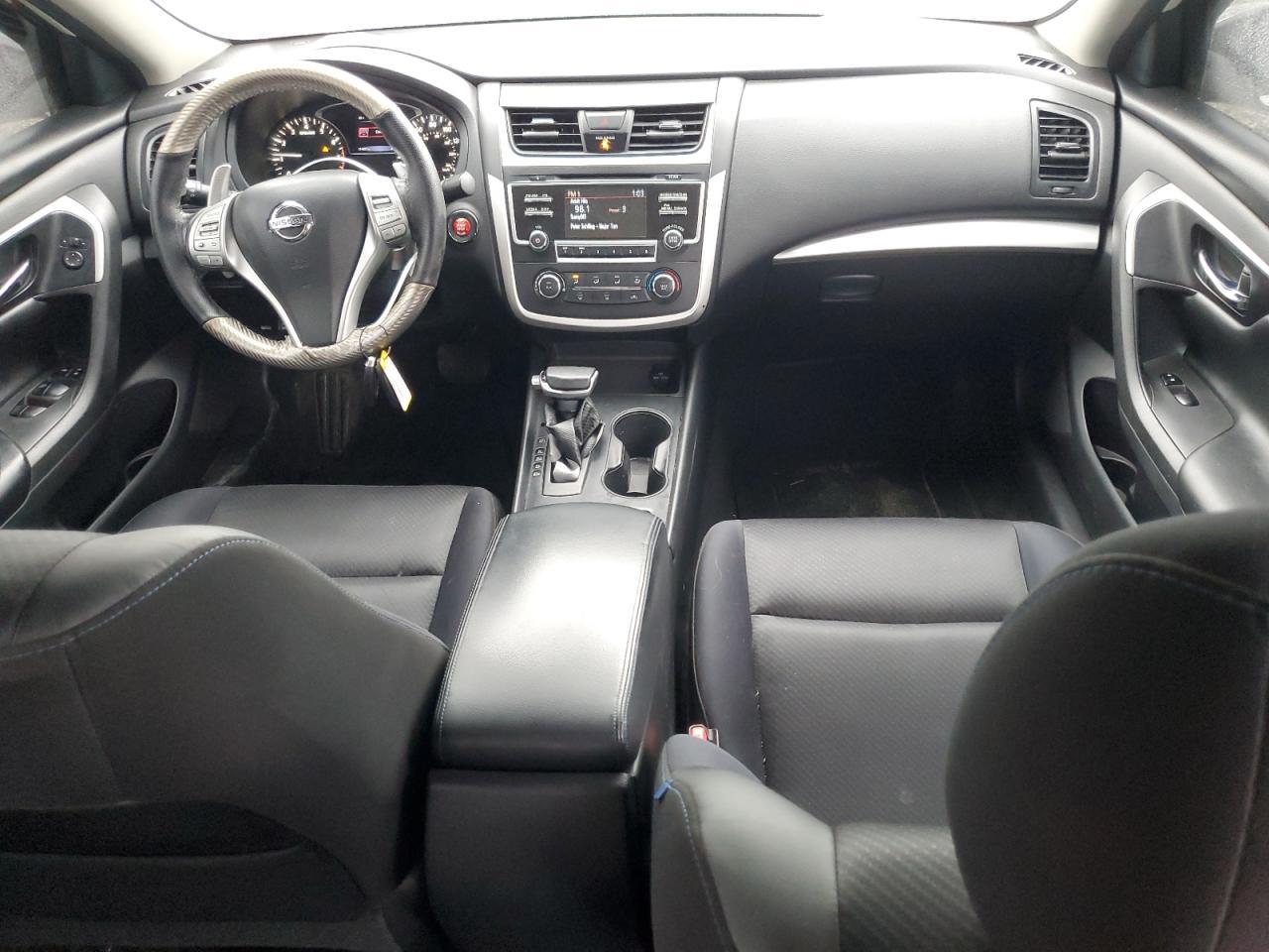 2017 NISSAN ALTIMA