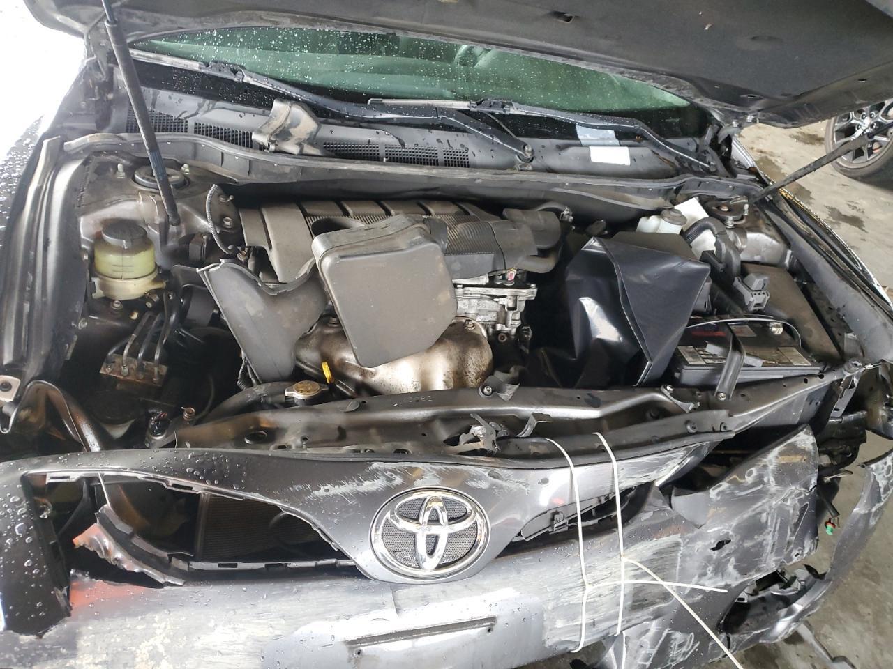 2010 TOYOTA CAMRY