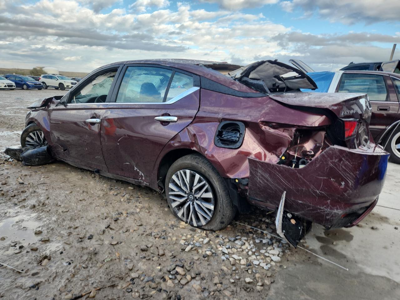 2025 NISSAN ALTIMA