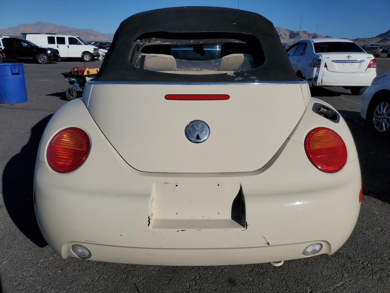 2004 VOLKSWAGEN Beetle