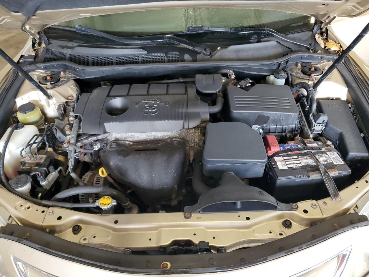 2011 TOYOTA CAMRY