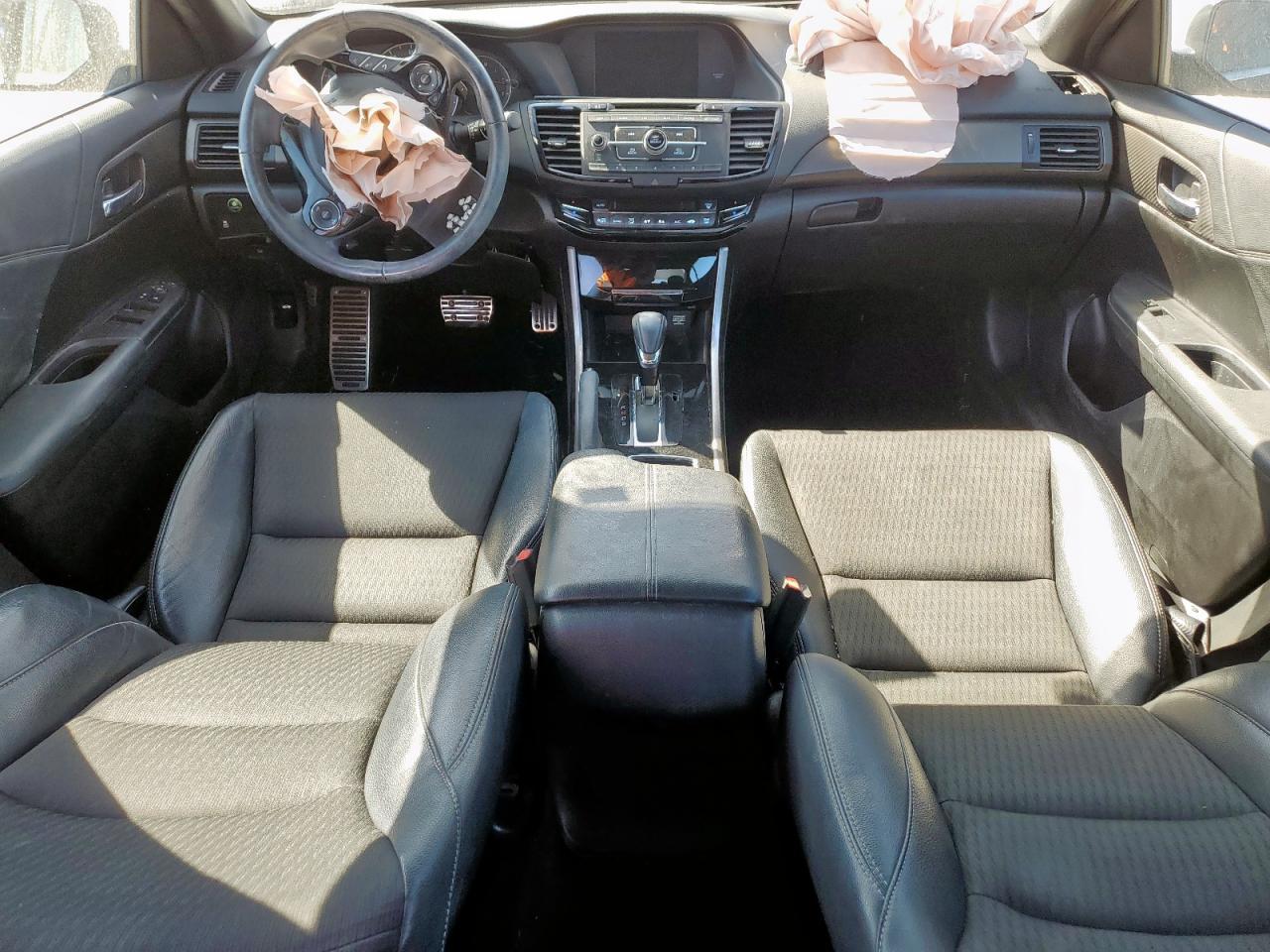 2017 HONDA ACCORD