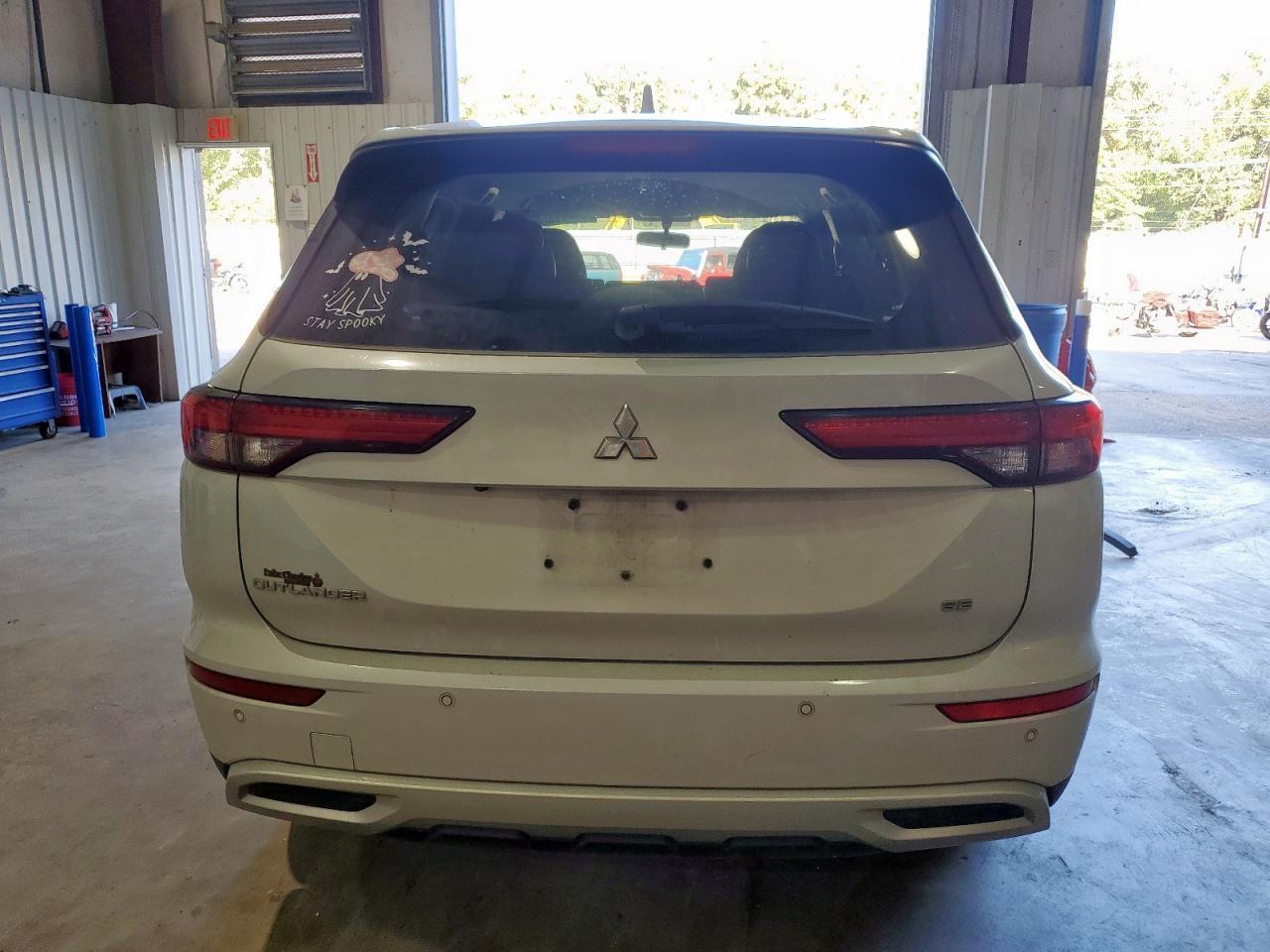 2022 MITSUBISHI outlander