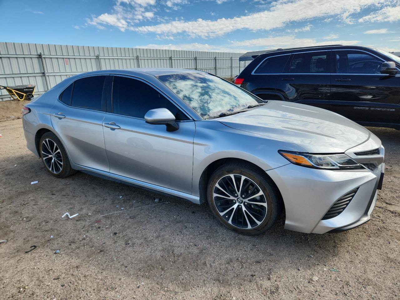 2018 TOYOTA CAMRY