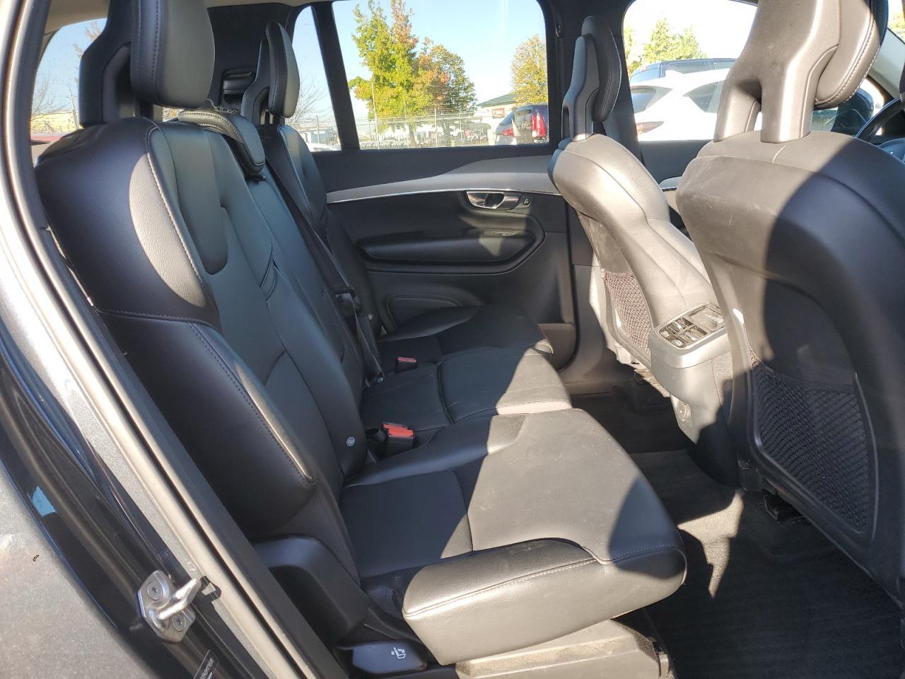 2021 VOLVO XC90