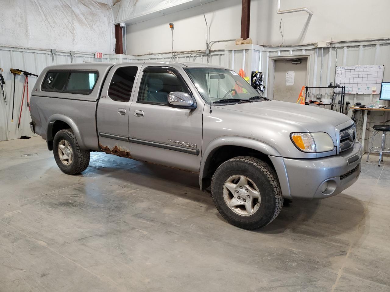 2003 TOYOTA TUNDRA