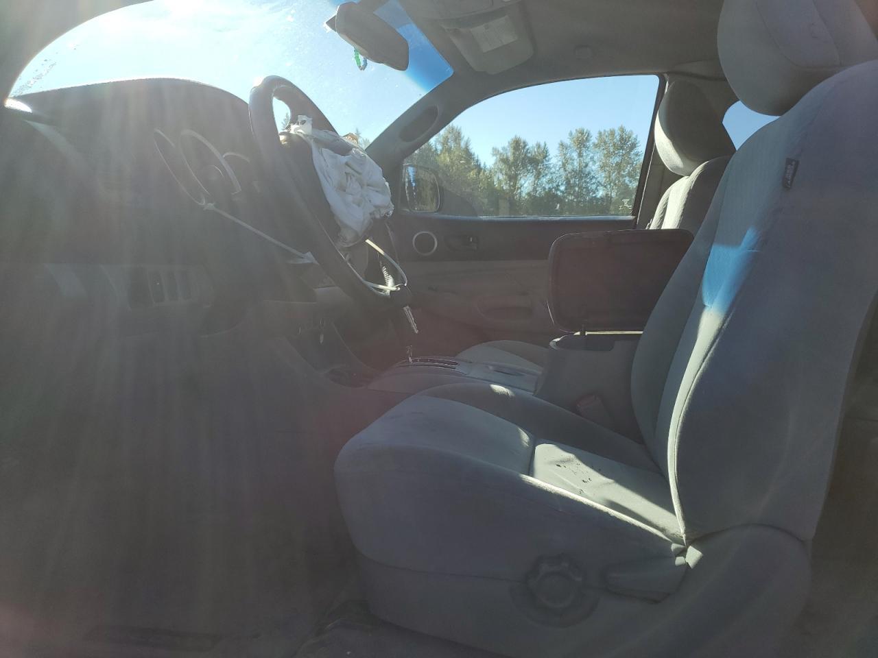 2011 TOYOTA TACOMA