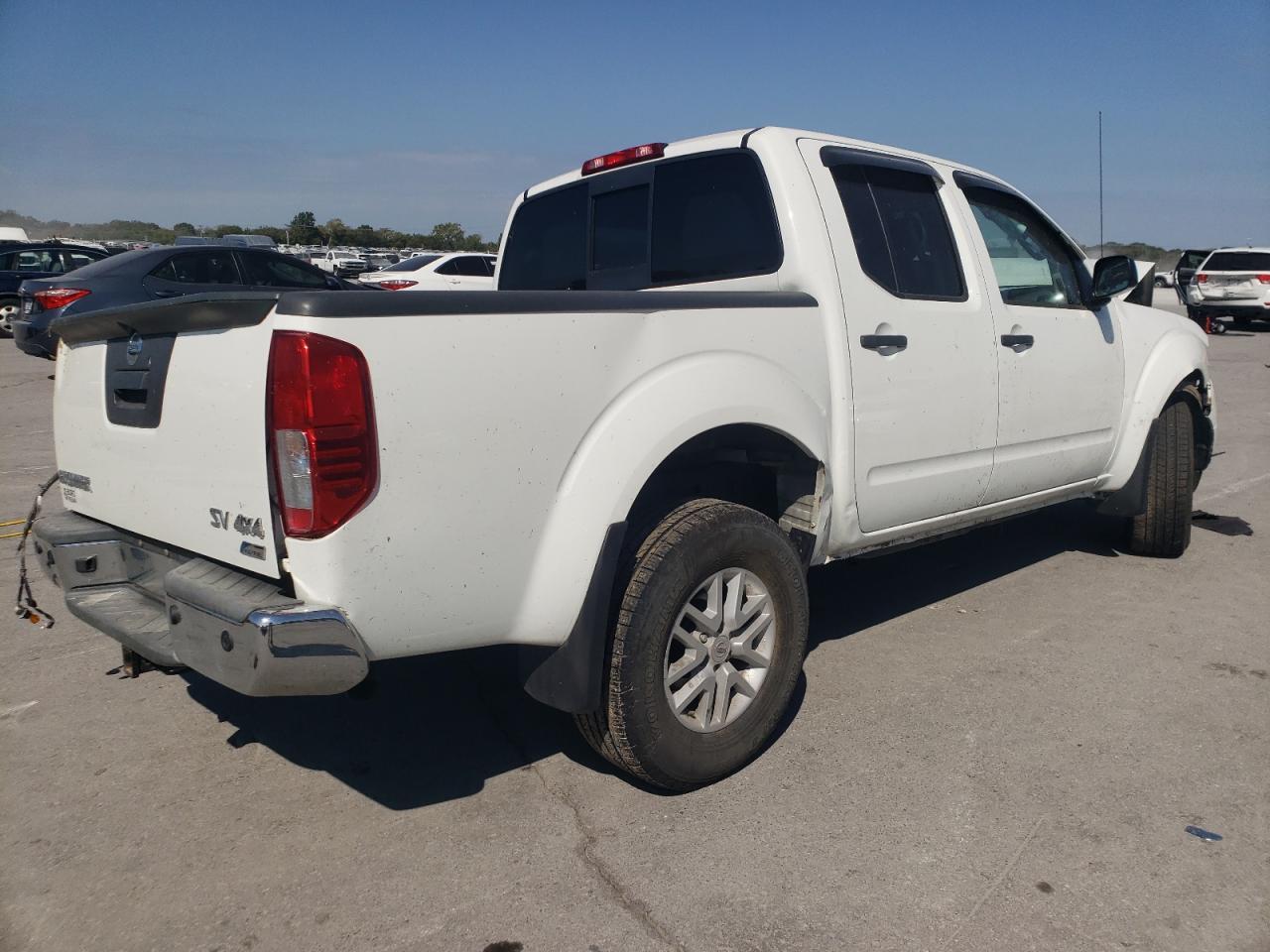 2017 NISSAN Frontier
