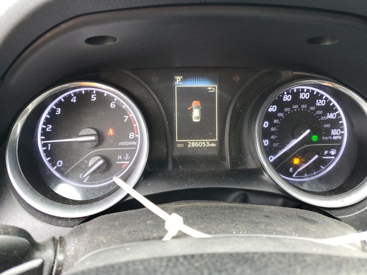 2018 TOYOTA CAMRY