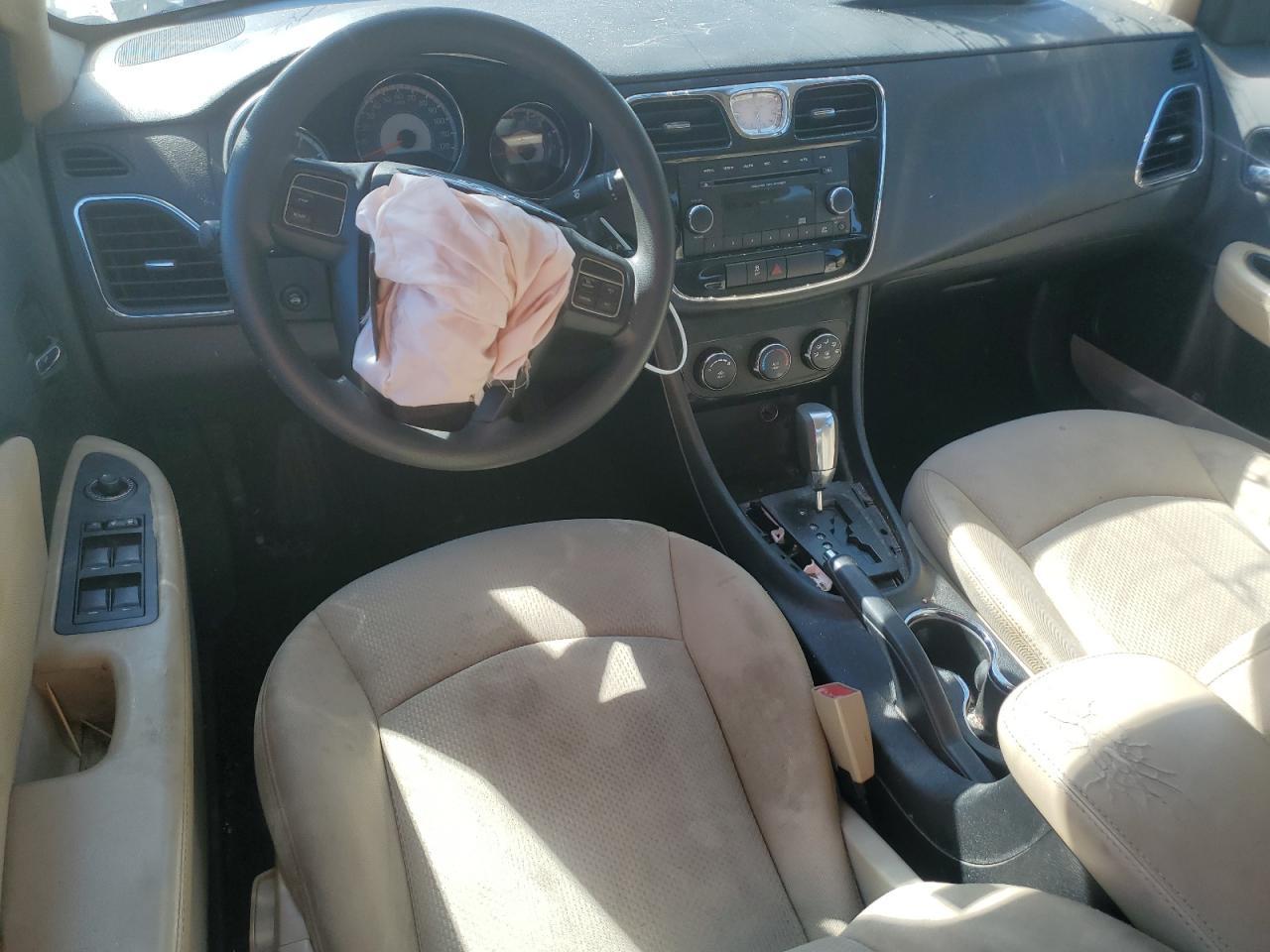 2014 CHRYSLER 200
