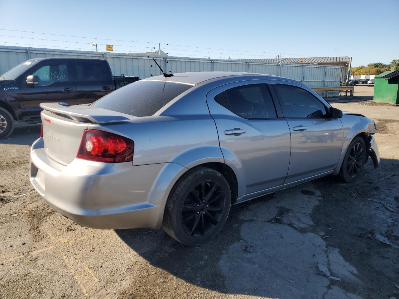 2014 DODGE Avenger