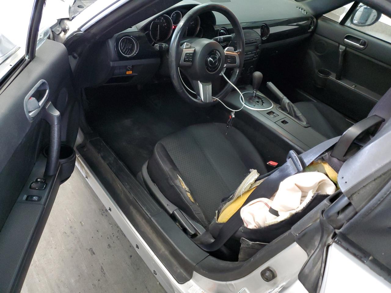 2006 MAZDA MX-5 Miata