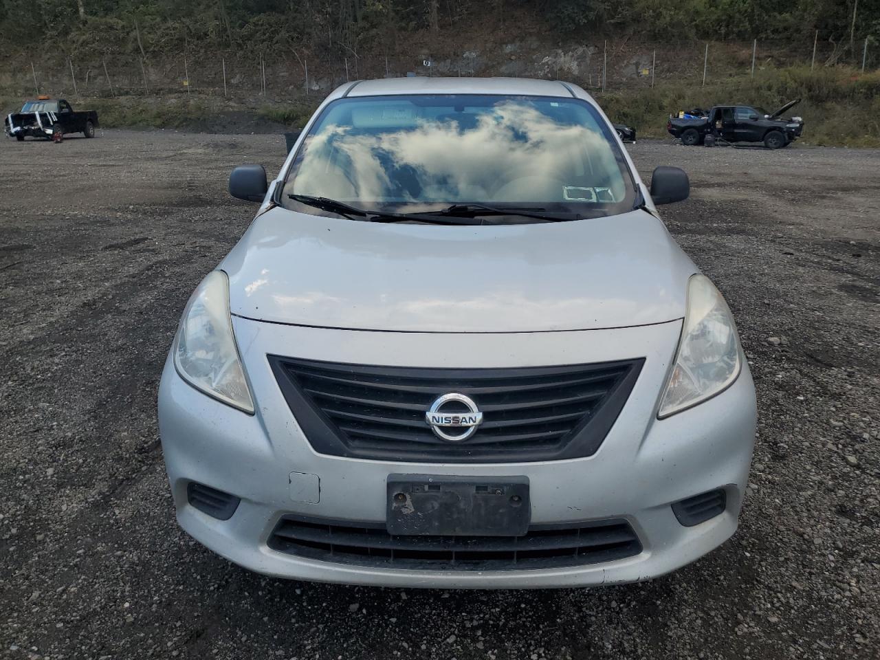 2013 NISSAN VERSA
