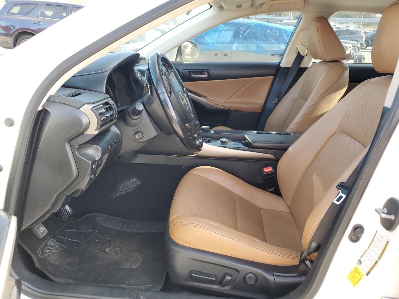 2019 LEXUS IS 300
