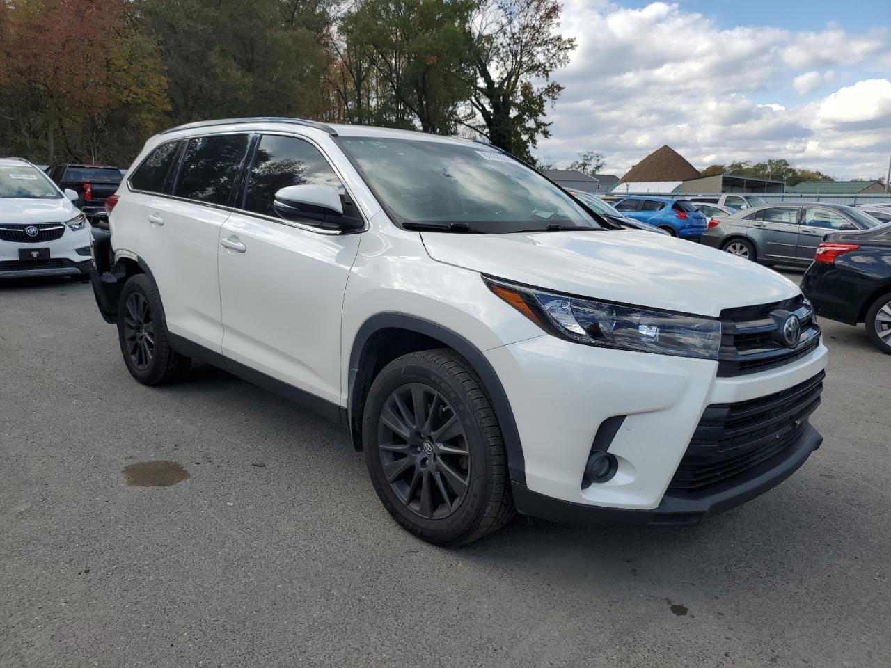 2019 TOYOTA HIGHLANDER