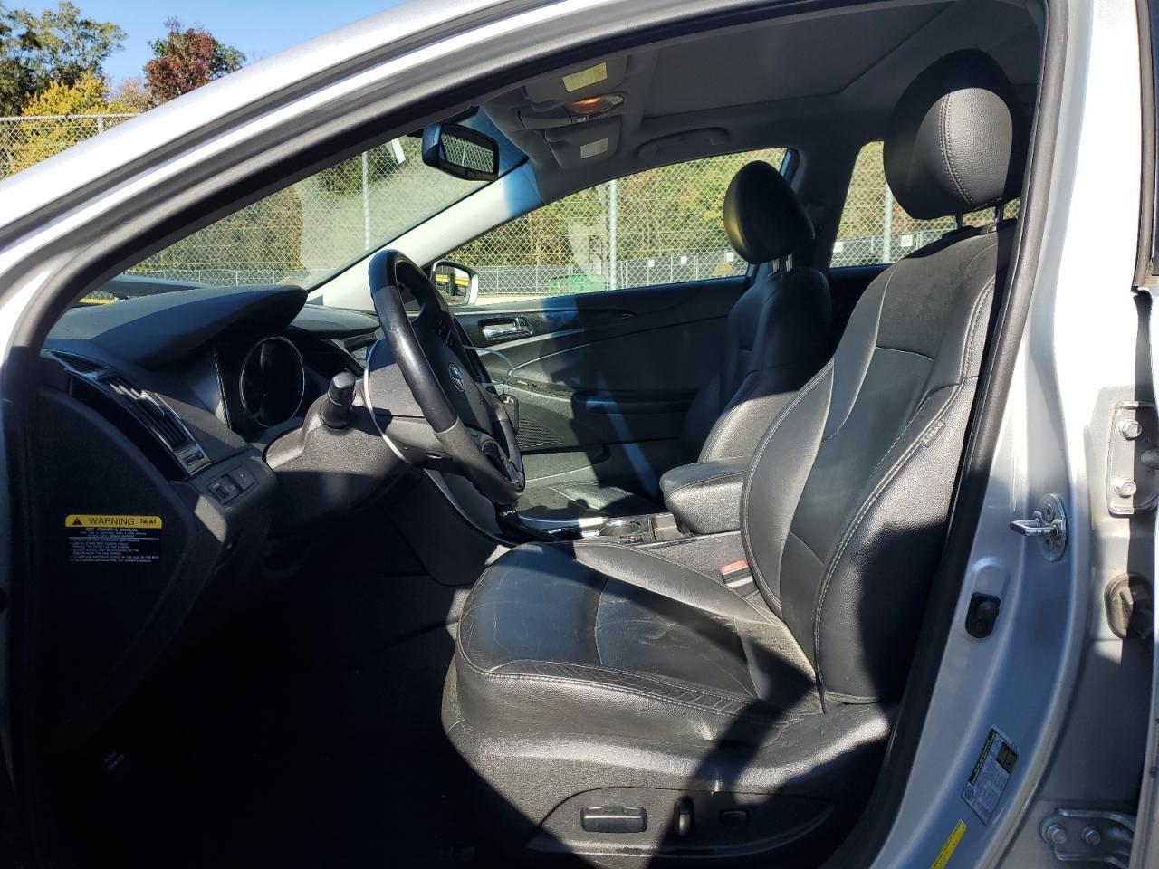 2012 HYUNDAI SONATA